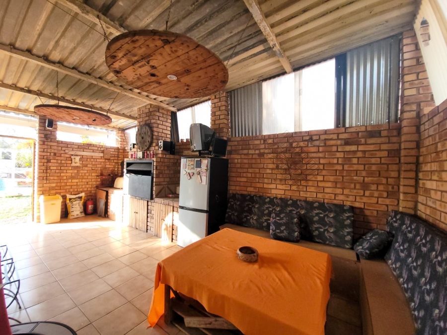 3 Bedroom Property for Sale in Flamwood North West